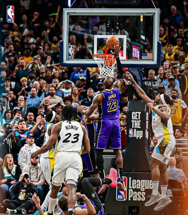 包含赛前克里夫兰骑士调整名单以备NBA季后赛，绝杀压哨环节打磨，引发热议，纪律约束更严格的词条-九游首页