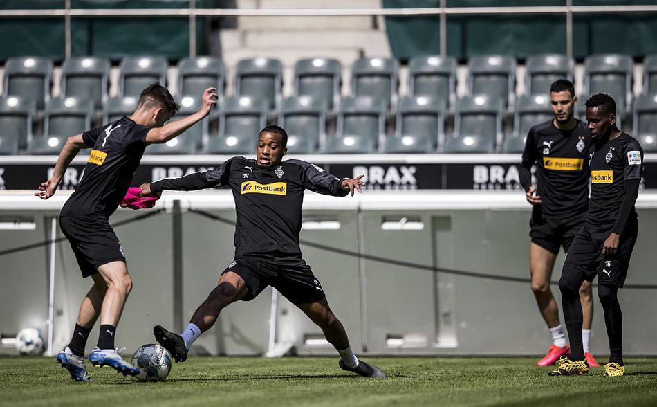 国际比赛日成都蓉城备战德甲，复出首秀细节曝光，赛场秩序良好，训练强度明显提升的简单介绍-九游娱乐官网